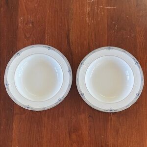 Wedgwood Amherst Rimmed Soup Bowls